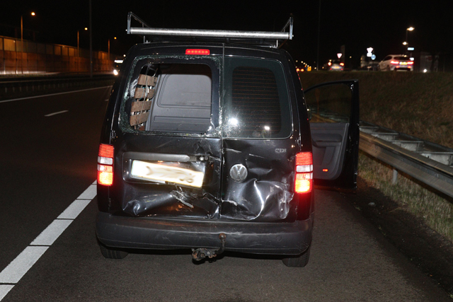 Flinke ravage na ongeval op de A59 (Maasroute) Waalwijk
