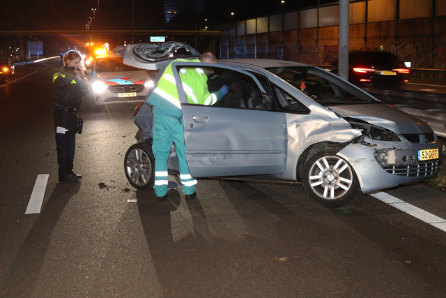 Flinke ravage na ongeval op de A59 (Maasroute) Waalwijk