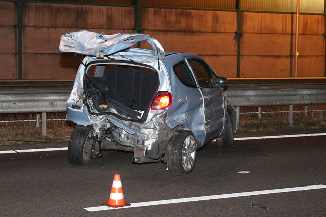 Flinke ravage na ongeval op de A59 (Maasroute) Waalwijk