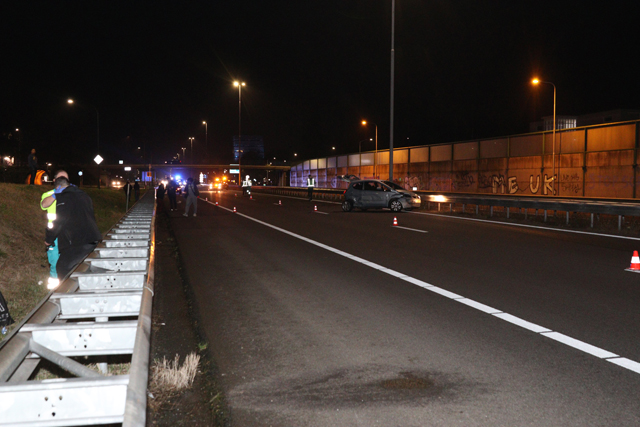 Flinke ravage na ongeval op de A59 (Maasroute) Waalwijk