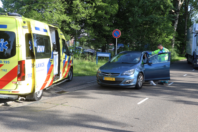 Aanrijding aan de Bachlaan Waalwijk