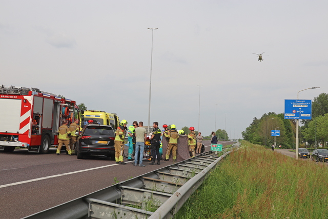 Voetganger aangereden op snelweg A59 Waalwijk