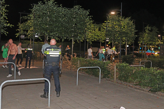 Drie gewonden bij steekpartij achter het Dr. Mollercollege Waalwijk