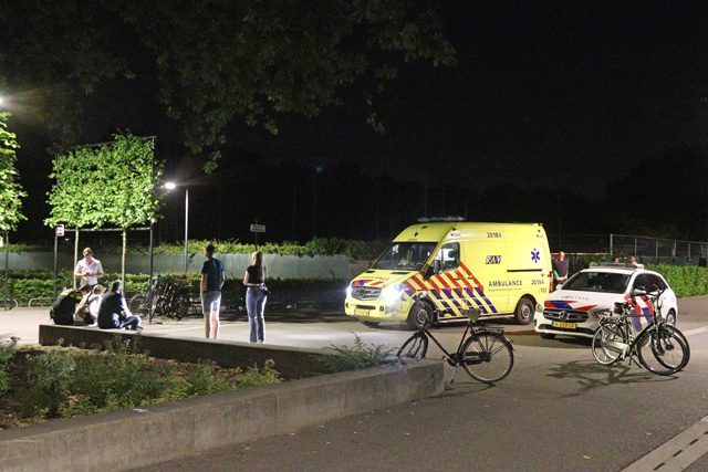 Drie gewonden bij steekpartij achter het Dr. Mollercollege Waalwijk