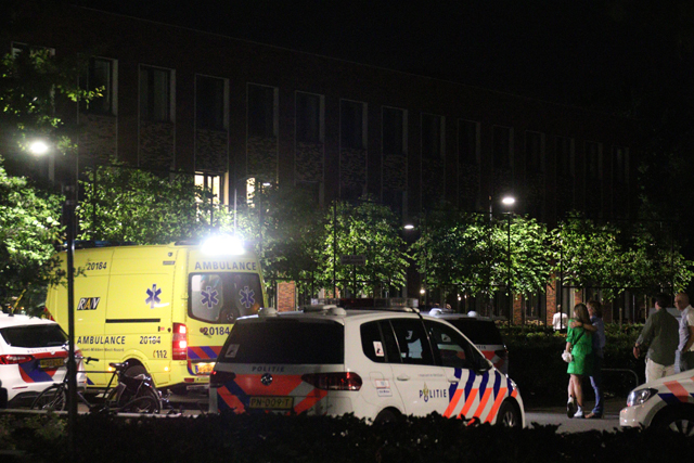 Drie gewonden bij steekpartij achter het Dr. Mollercollege Waalwijk