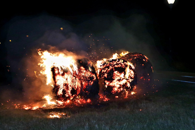Hooirollen in brand aan de Noorder-Allee Waalwijk