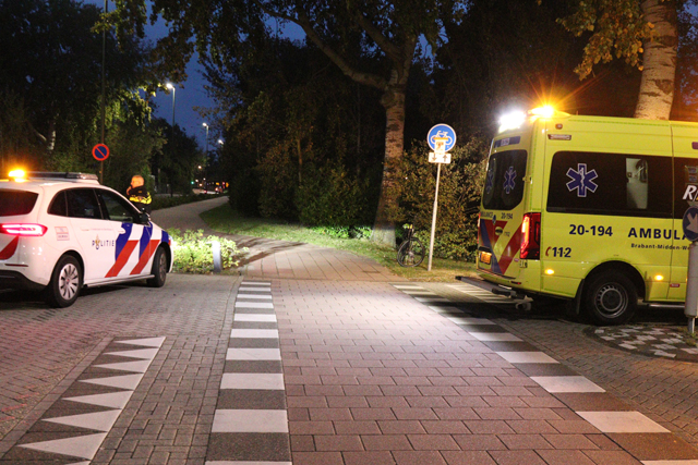 Man raakt gewond bij aanrijding aan de Bachlaan Waalwijk
