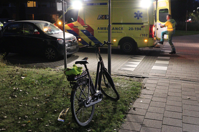 Man raakt gewond bij aanrijding aan de Bachlaan Waalwijk