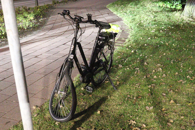 Man raakt gewond bij aanrijding aan de Bachlaan Waalwijk