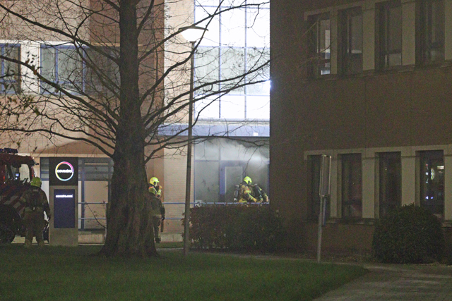 Brand in kantoorpand van Covestro aan de Sluisweg Waalwijk
