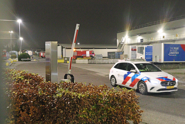 Brand in kantoorpand van Covestro aan de Sluisweg Waalwijk