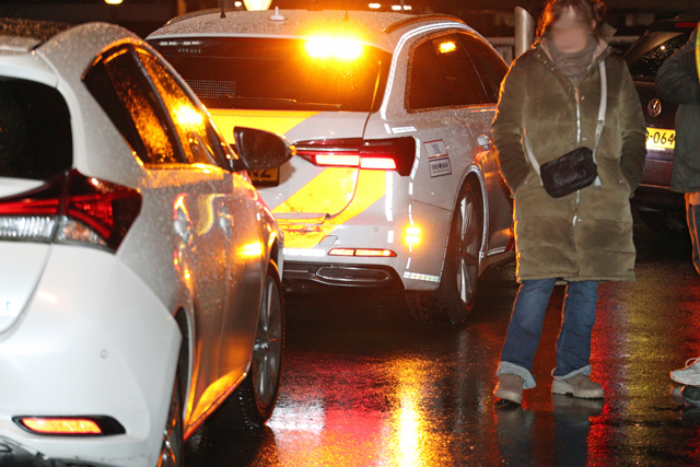 Automobilist botst achterop politievoertuig aan de Noorder-Allee Waalwijk