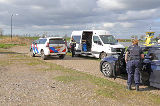 Politie vindt lichaam in Bergsche Maas Waalwijk