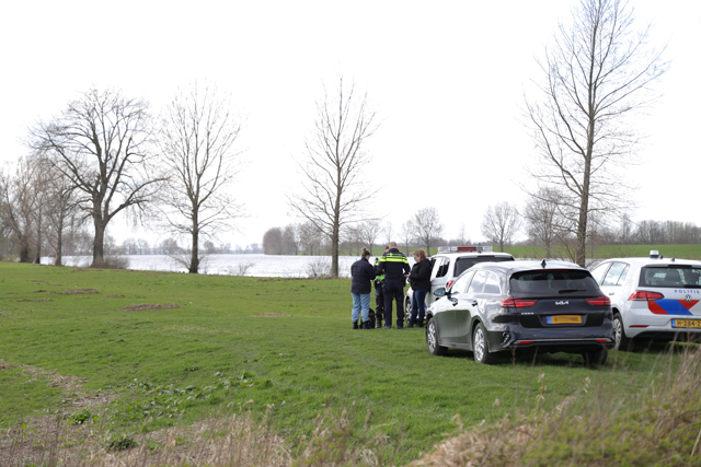 Politie vindt lichaam in Bergsche Maas Waalwijk