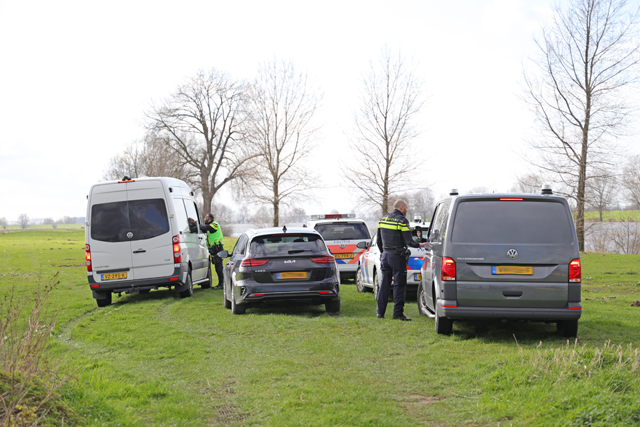 Politie vindt lichaam in Bergsche Maas Waalwijk