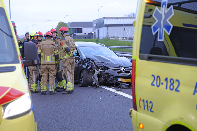 Flink ongeval op de A59 (Maasroute) Waalwijk