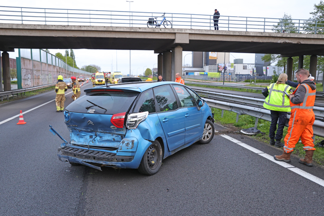 Flink ongeval op de A59 (Maasroute) Waalwijk
