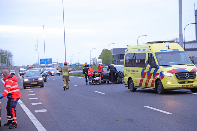 Flink ongeval op de A59 (Maasroute) Waalwijk