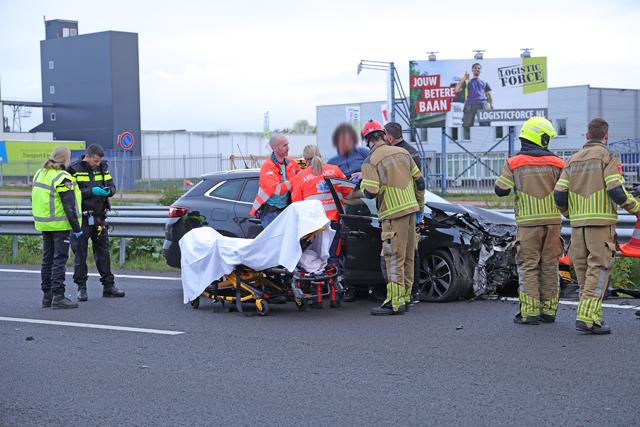 Flink ongeval op de A59 (Maasroute) Waalwijk