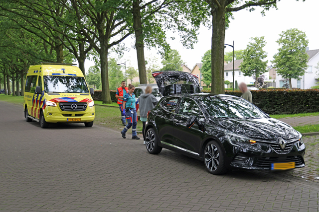 Jongetje raakt gewond bij botsing met auto aan de Olympiaweg Waalwijk