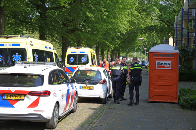Politie treft zwaargewonde man aan in trappenhuis aan de Teisterbandtlaan Waalwijk