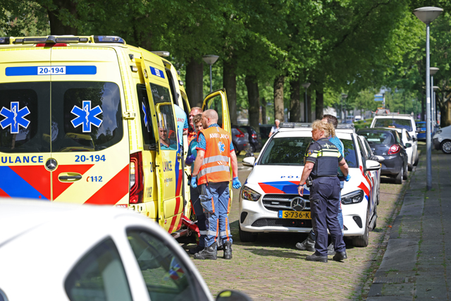 Politie treft zwaargewonde man aan in trappenhuis aan de Teisterbandtlaan Waalwijk