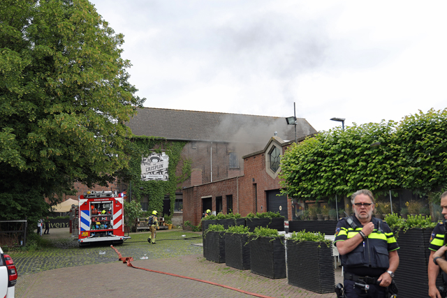 Bankstel in brand binnenin pand aan de Gedempte Haven Waalwijk