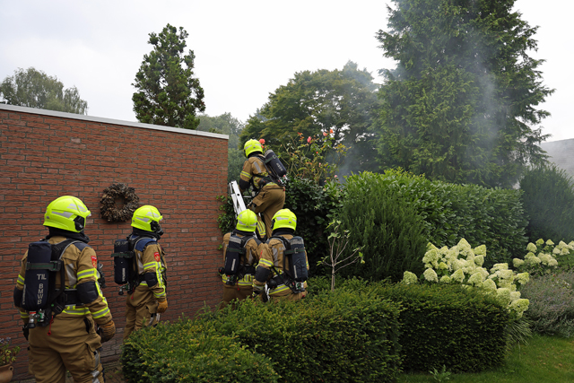 Brand in tuinhuisje aan de Zeelandstraat Waalwijk