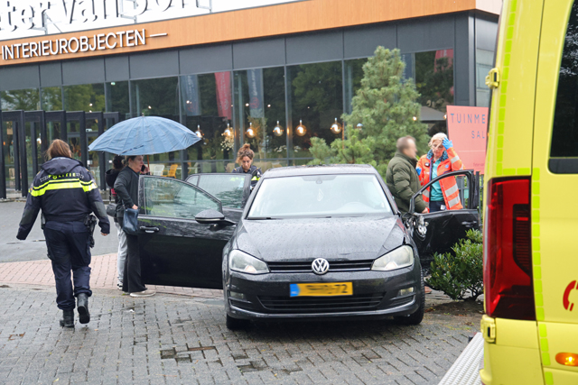 Man raakt gewond bij aanrijding aan de Prof. Lorentzweg Waalwijk