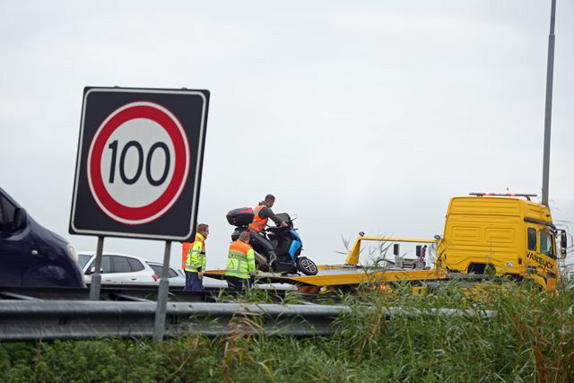 Motorrijder raakt gewond op de A59 (Maasroute) Waalwijk