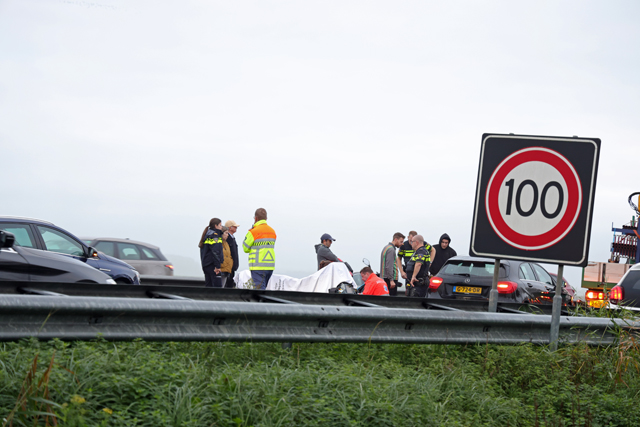 Motorrijder raakt gewond op de A59 (Maasroute) Waalwijk
