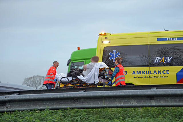 Motorrijder raakt gewond op de A59 (Maasroute) Waalwijk