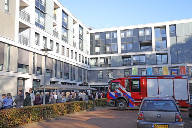 Wooncomplex ontruimd door vreemde lucht aan de BaLaDe Waalwijk