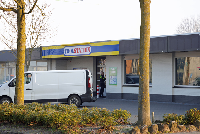 Overval op Toolstation aan de Prof. Zeemanweg Waalwijk