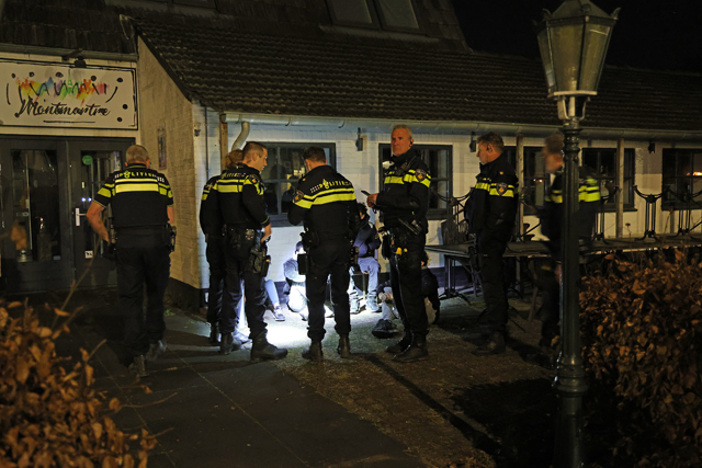 Vijf jongeren aangehouden door politie bij inbraak Bistro Montmartre aan het Hoogeinde Waalwijk