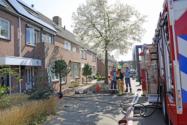 Rook en waterschade bij brand in woning aan de Touwerij Waalwijk