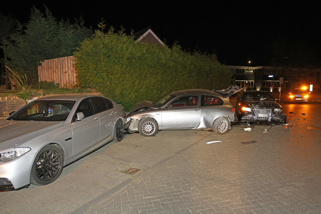 Ravage na ongeval aan de Laageindse Stoep Waalwijk