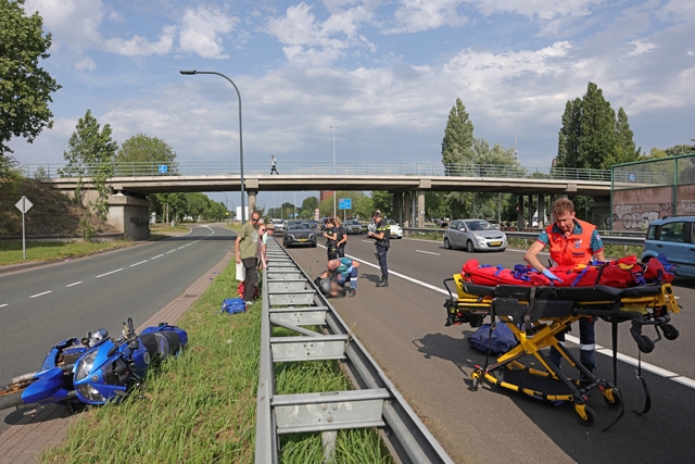Zwaargewonde motorrijder na ernstig ongeval op Altenaweg Waalwijk