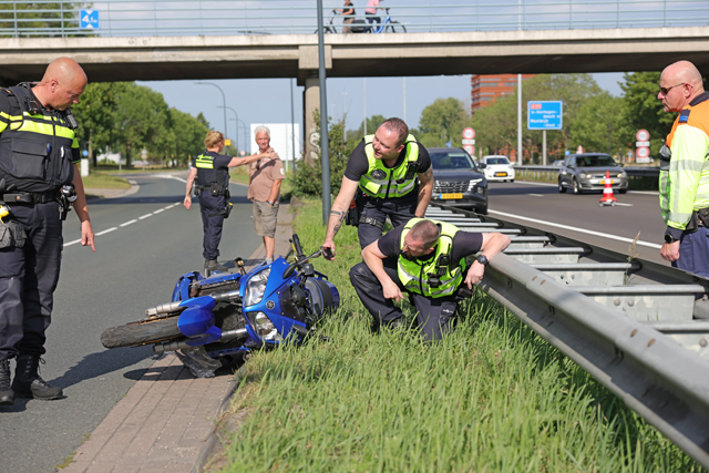 Zwaargewonde motorrijder na ernstig ongeval op Altenaweg Waalwijk