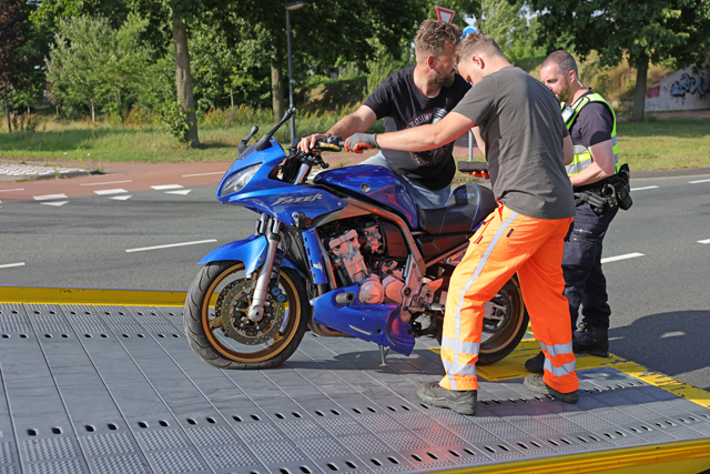 Zwaargewonde motorrijder na ernstig ongeval op Altenaweg Waalwijk