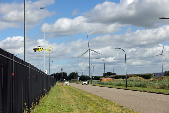 Zwaargewonde bij ernstig ongeval transportbedrijf in Waalwijk