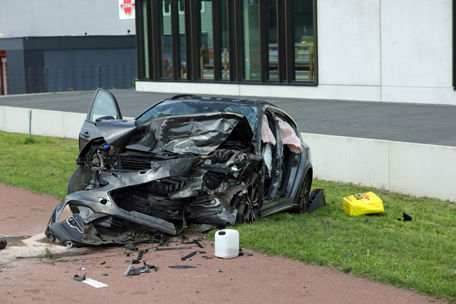 Dodelijk ongeval op Altenaweg: 29-jarige man uit Honselersdijk overleden