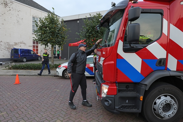 Brandweer Waalwijk organiseert realistische vaardigheidsdag: ‘Alles moet kloppen alsof het echt is’