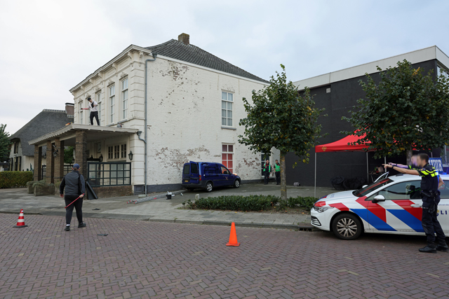 Brandweer Waalwijk organiseert realistische vaardigheidsdag: ‘Alles moet kloppen alsof het echt is’