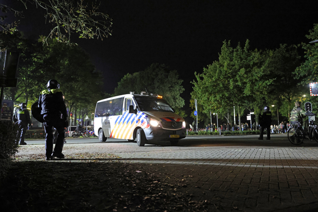 Grote politie-inzet bij wedstrijd RKC Waalwijk - Willem II: avond verloopt rustig