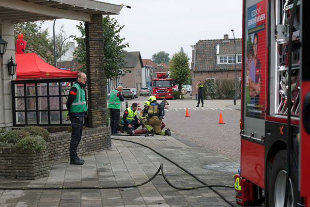 Brandweer Waalwijk organiseert realistische vaardigheidsdag: ‘Alles moet kloppen alsof het echt is’