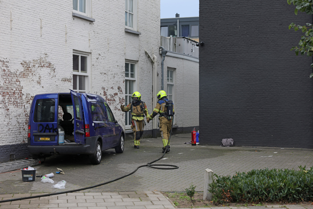 Brandweer Waalwijk organiseert realistische vaardigheidsdag: ‘Alles moet kloppen alsof het echt is’