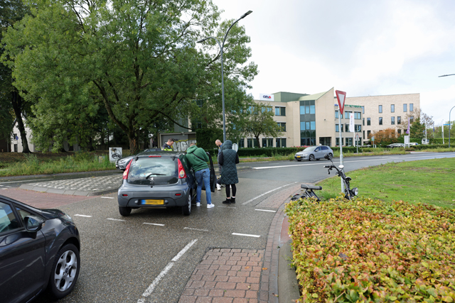 Jongen op e-chopper gewond bij aanrijding op Taxandriaweg in Waalwijk