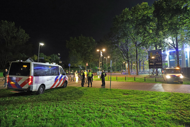 Grote politie-inzet bij wedstrijd RKC Waalwijk - Willem II: avond verloopt rustig