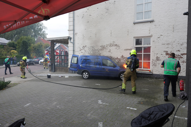 Brandweer Waalwijk organiseert realistische vaardigheidsdag: ‘Alles moet kloppen alsof het echt is’